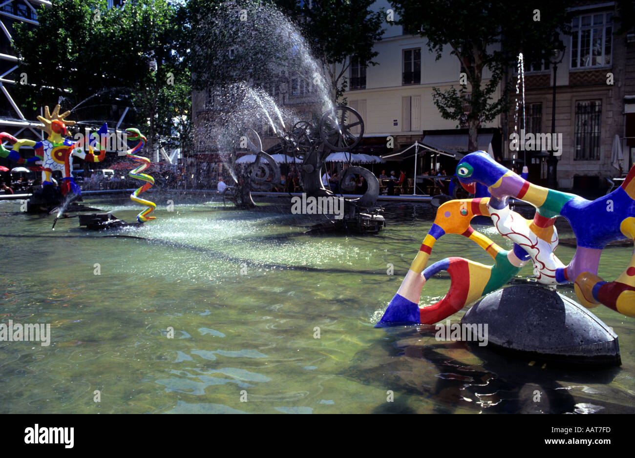 Colorate Sculture di Igor Stravinsky in la fontana di Tinguely Centro Pompidou Beaubourg Parigi Franc Foto Stock