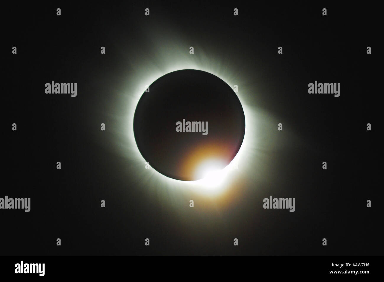 Eclisse Solare Totale che mostra la corona diamantata effetto, lato, Turchia, 29 marzo 2006 Foto Stock