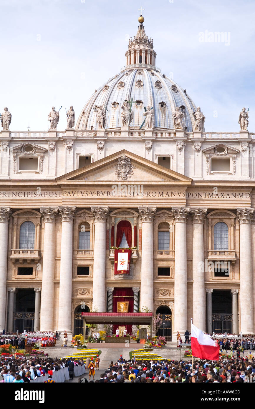 Benedizione Papale Roma Vaticano Piazza San Pietro la Domenica di Pasqua Italia Foto Stock