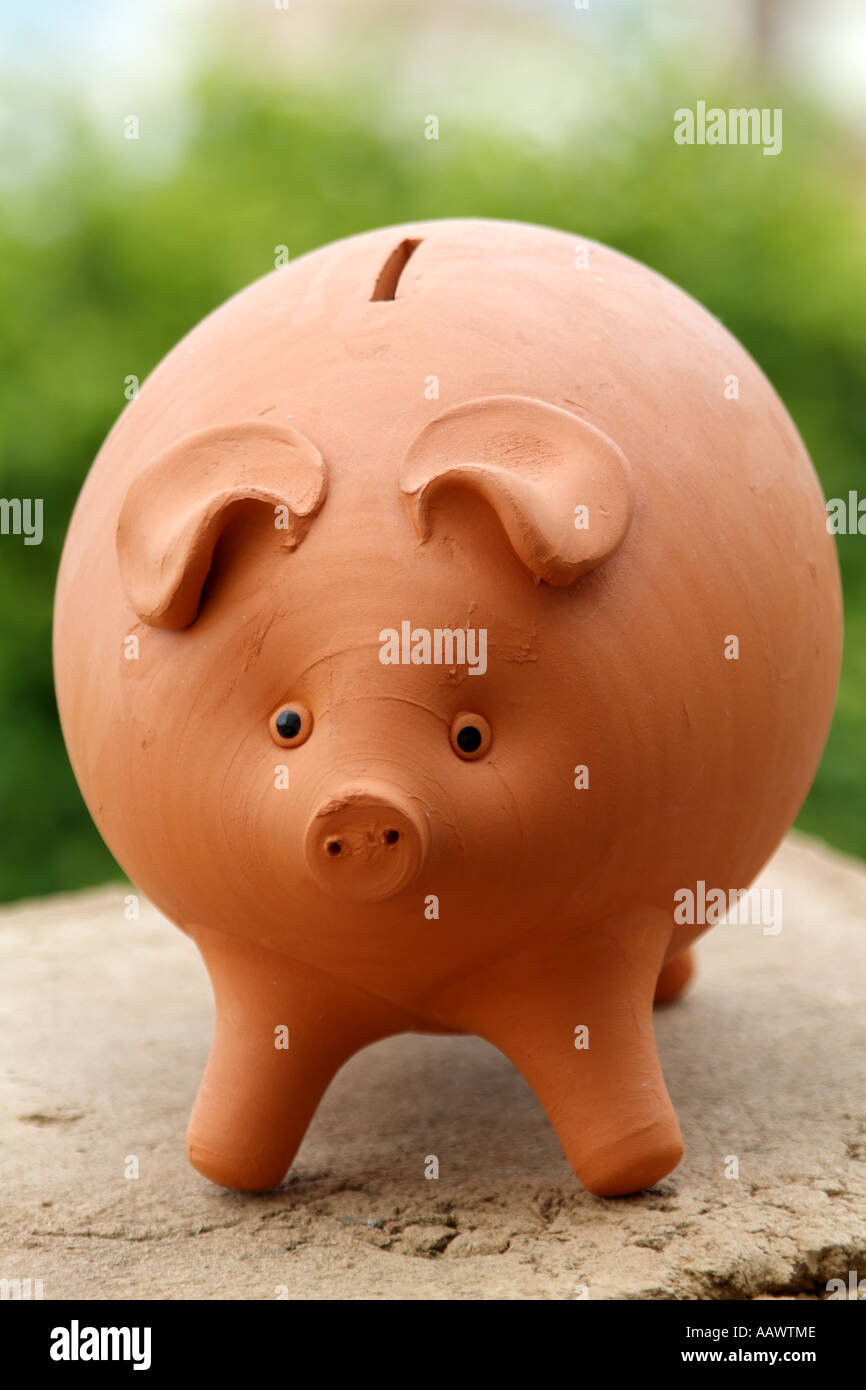 Childs salvadanaio realizzato da argilla Foto Stock