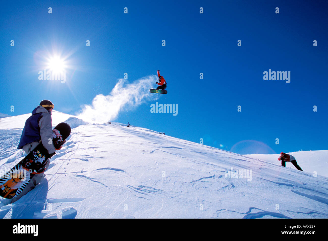 Gli appassionati di snowboard a Whistler Canada Foto Stock