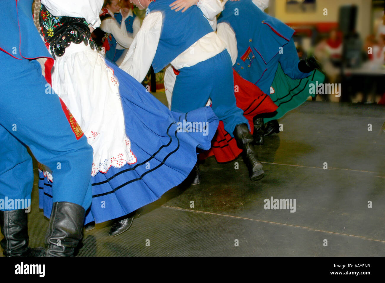 Ucraini balli folk; madre Ucraina Foto Stock