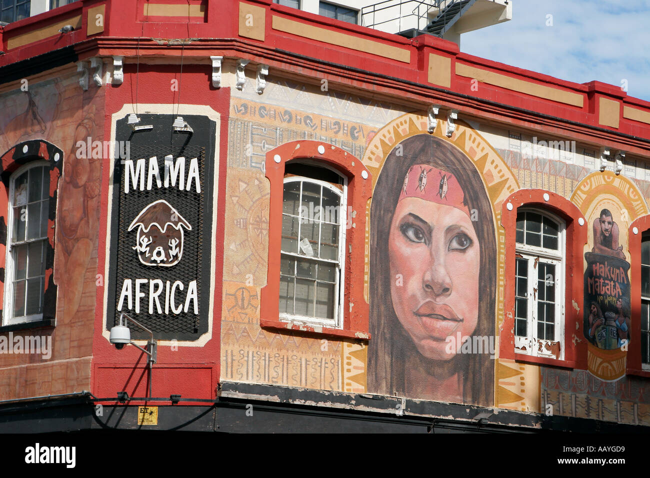 Sud Africa cape town Long Street Mama Africa bar e ristorante facciata dipinta Foto Stock