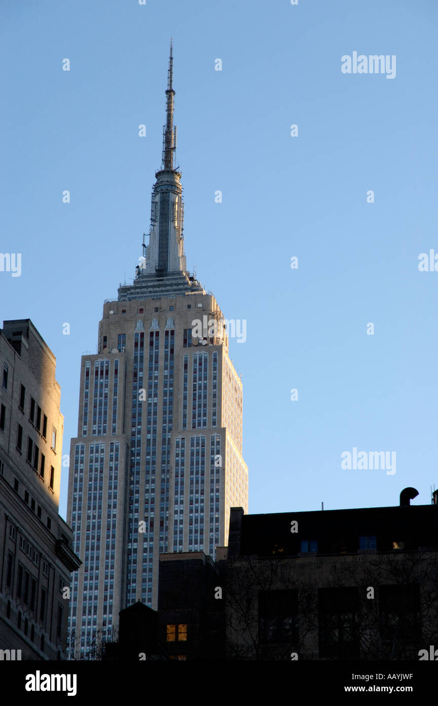 Empire State Building con tardo pomeriggio luce, New York City Foto Stock