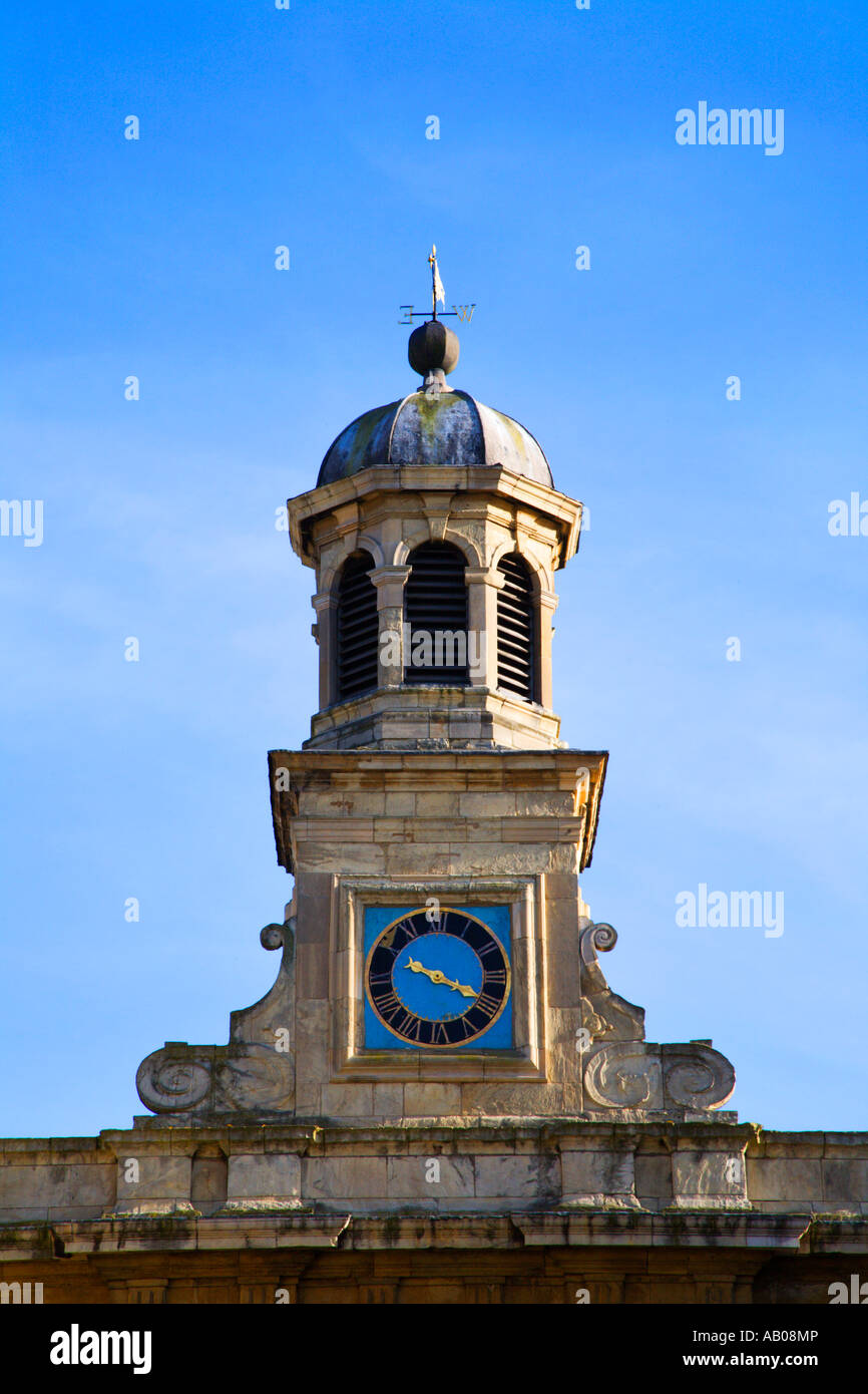 Torretta di orologio e cupola sui debitori prigione presso il Museo del Castello di York Yorkshire Inghilterra Foto Stock