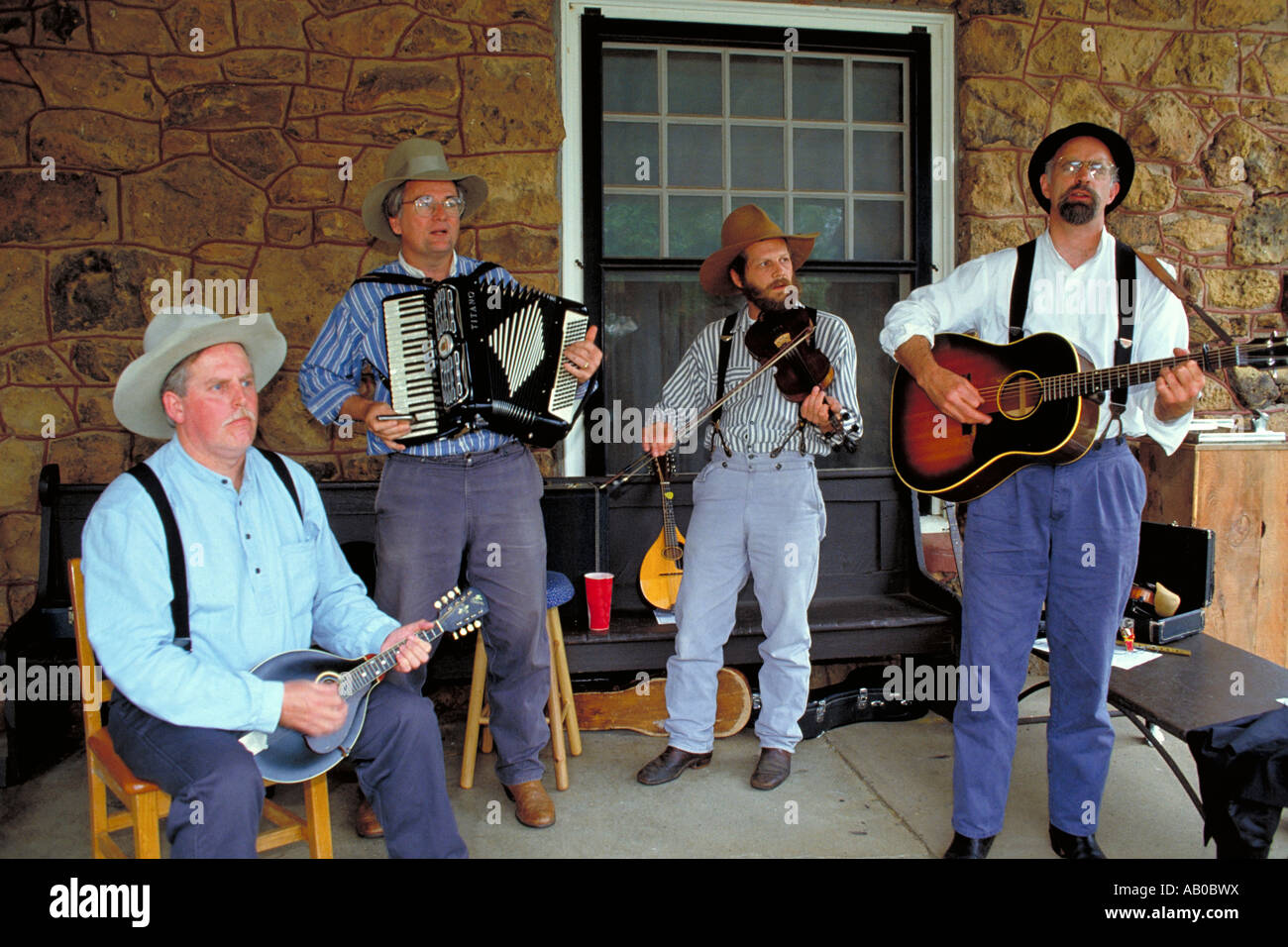 Elk279 1316 Oklahoma Pawnee Pawnee Bill Wild West Show bluegrass band Foto Stock