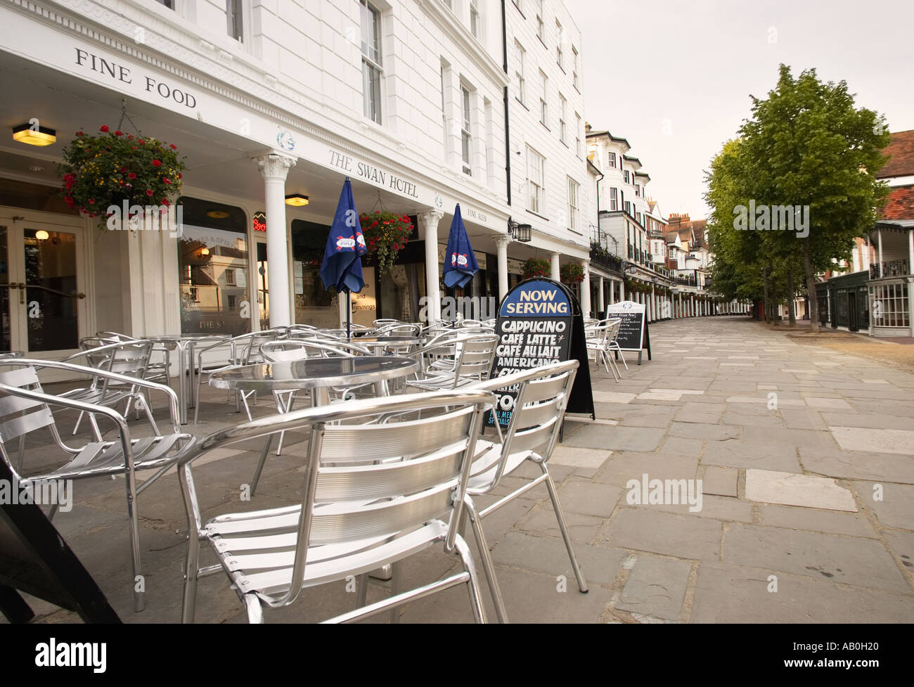 The Pantiles, Superiore passeggiate, Royal Tunbridge Wells, Kent, England Regno Unito Foto Stock