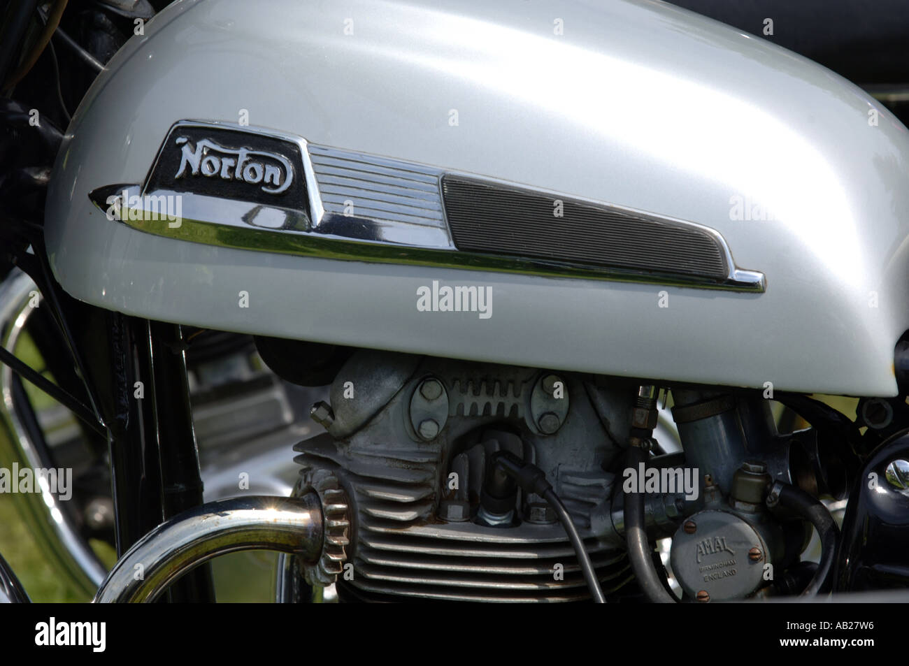 Vintage Norton motocicletta in corrispondenza di un visualizzatore o un rally, Gran Bretagna REGNO UNITO Foto Stock