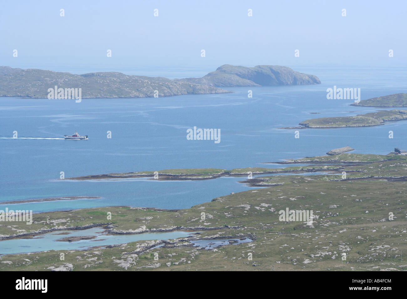 Traversata in traghetto e suono della barra per northbay barra scozia giugno 2007 Foto Stock