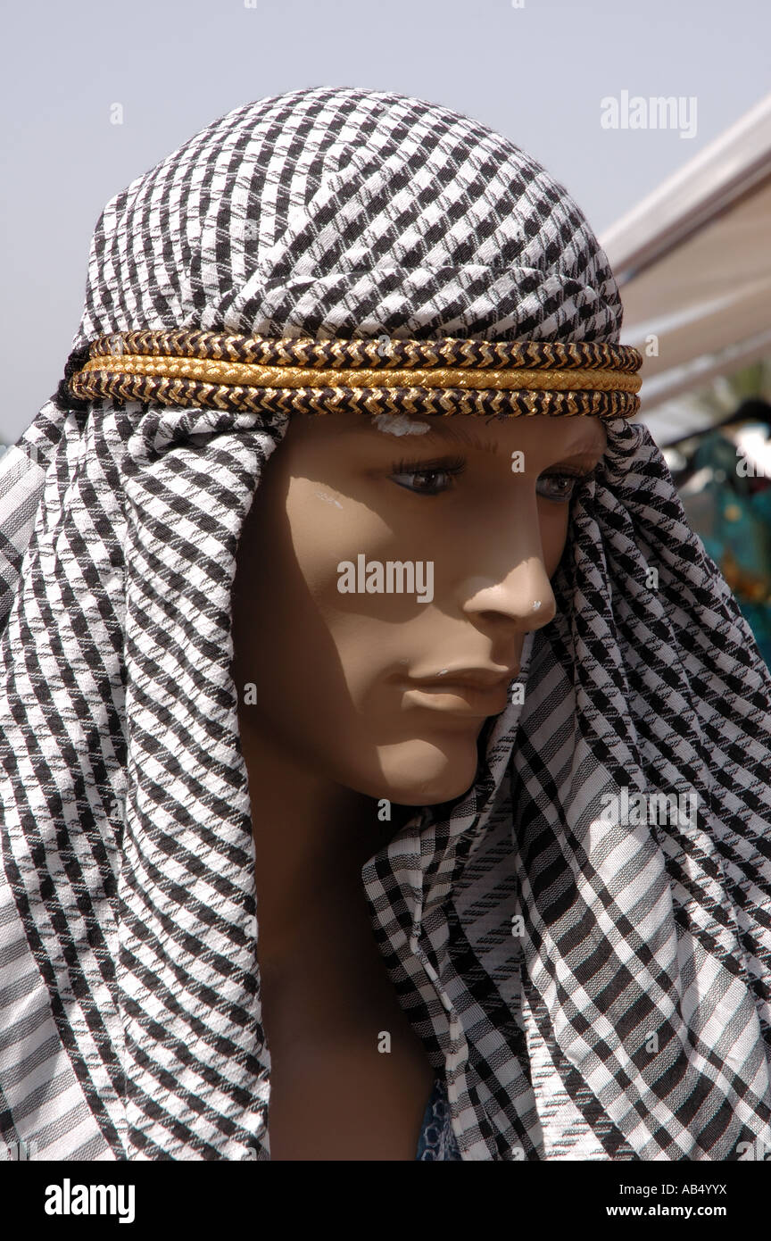 Acconciatura araba su mannekin in Sidi Bou Said, Tunisia Foto Stock