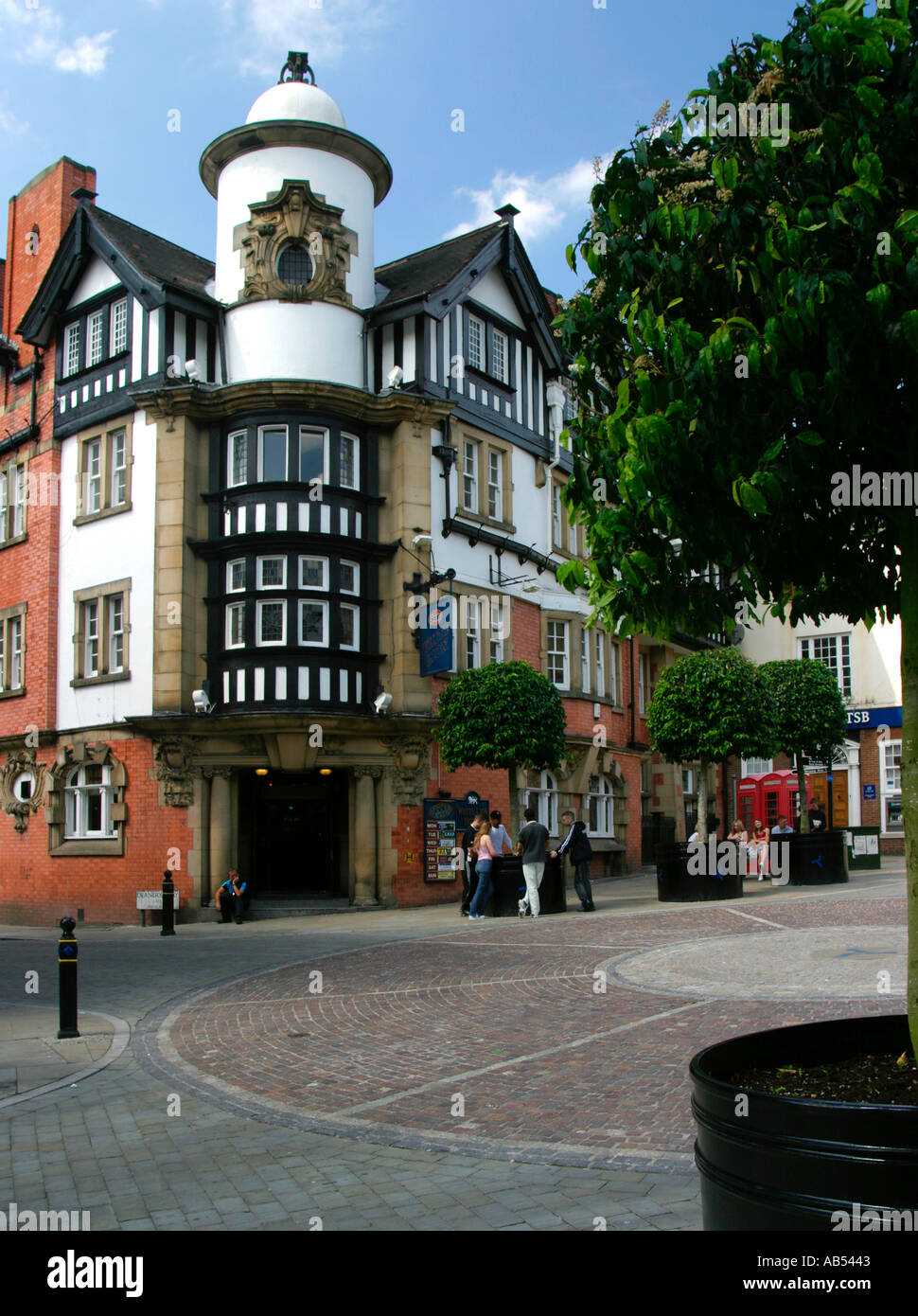 Il leone bianco, un centro storico pub, Stockport, Greater Manchester, Regno Unito Foto Stock