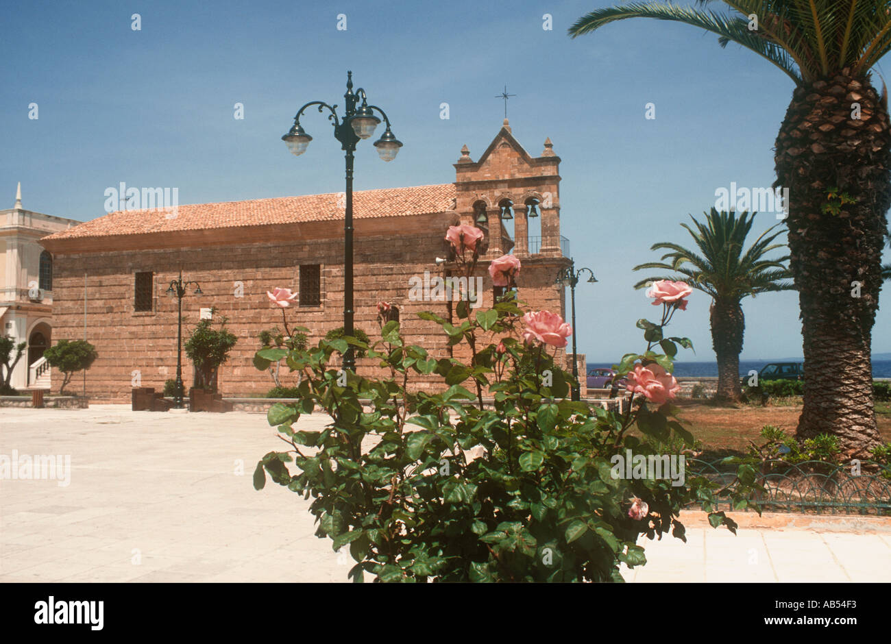 La Chiesa di San Nicola in piazza Solomos a Zante città sull'isola greca di Zante Foto Stock