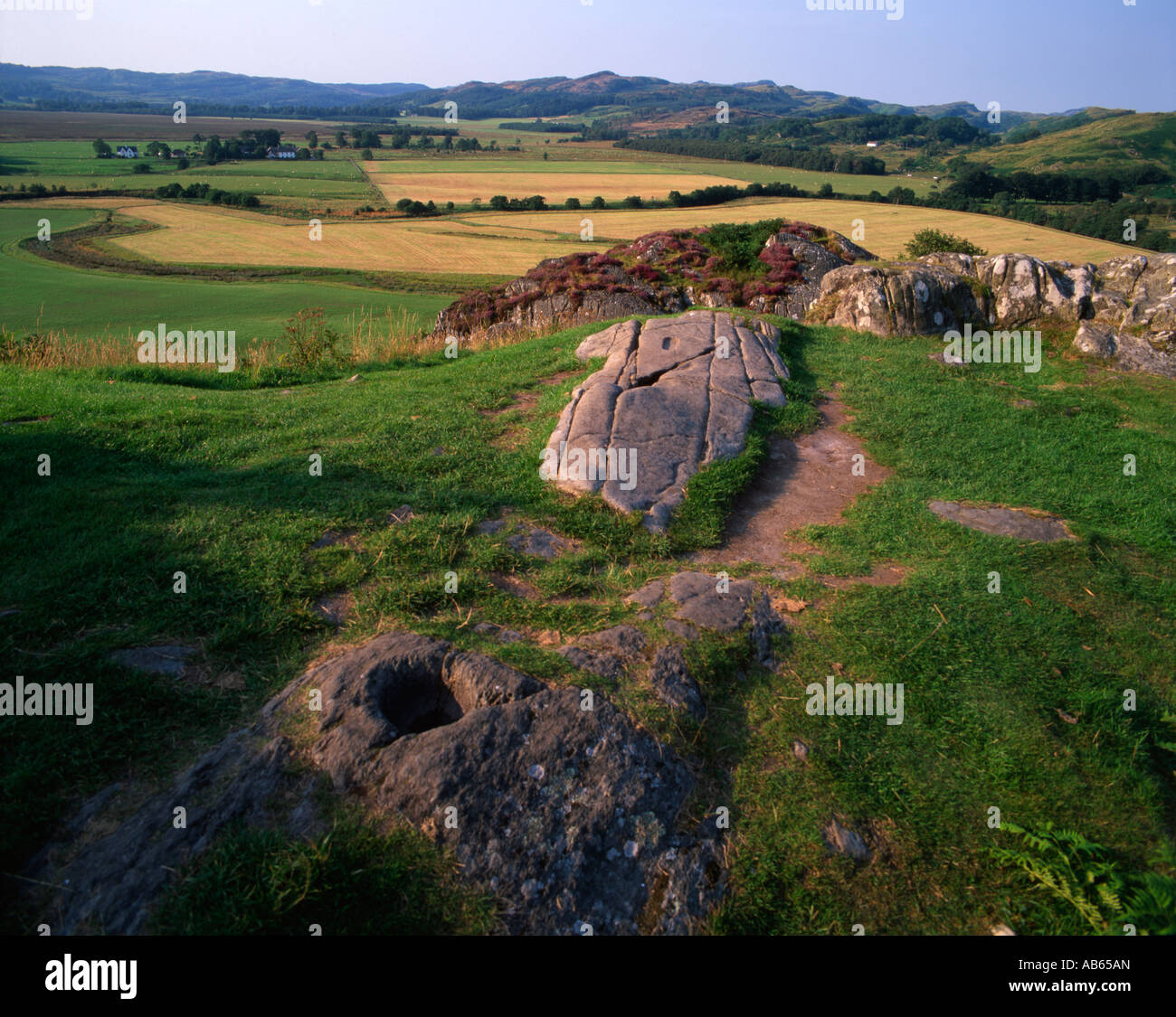 Cup e anello segnato pietre, Dunadd Fort, Kilmartin Glen, Argyll Foto Stock