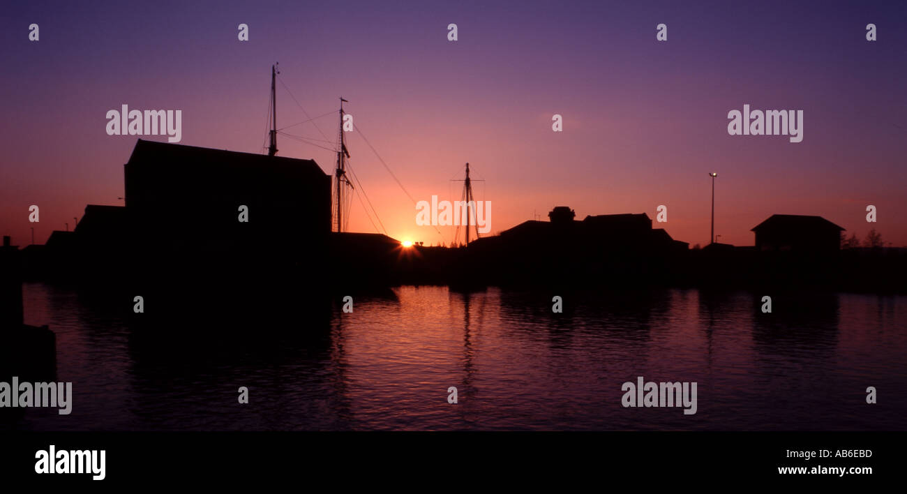 Gloucester Docks storico al tramonto Foto Stock