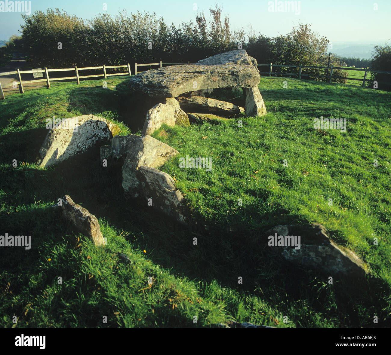 Arthurs neolitico in pietra camera di sepoltura a nord-est di Dorstone in Herefordshire INGHILTERRA Foto Stock