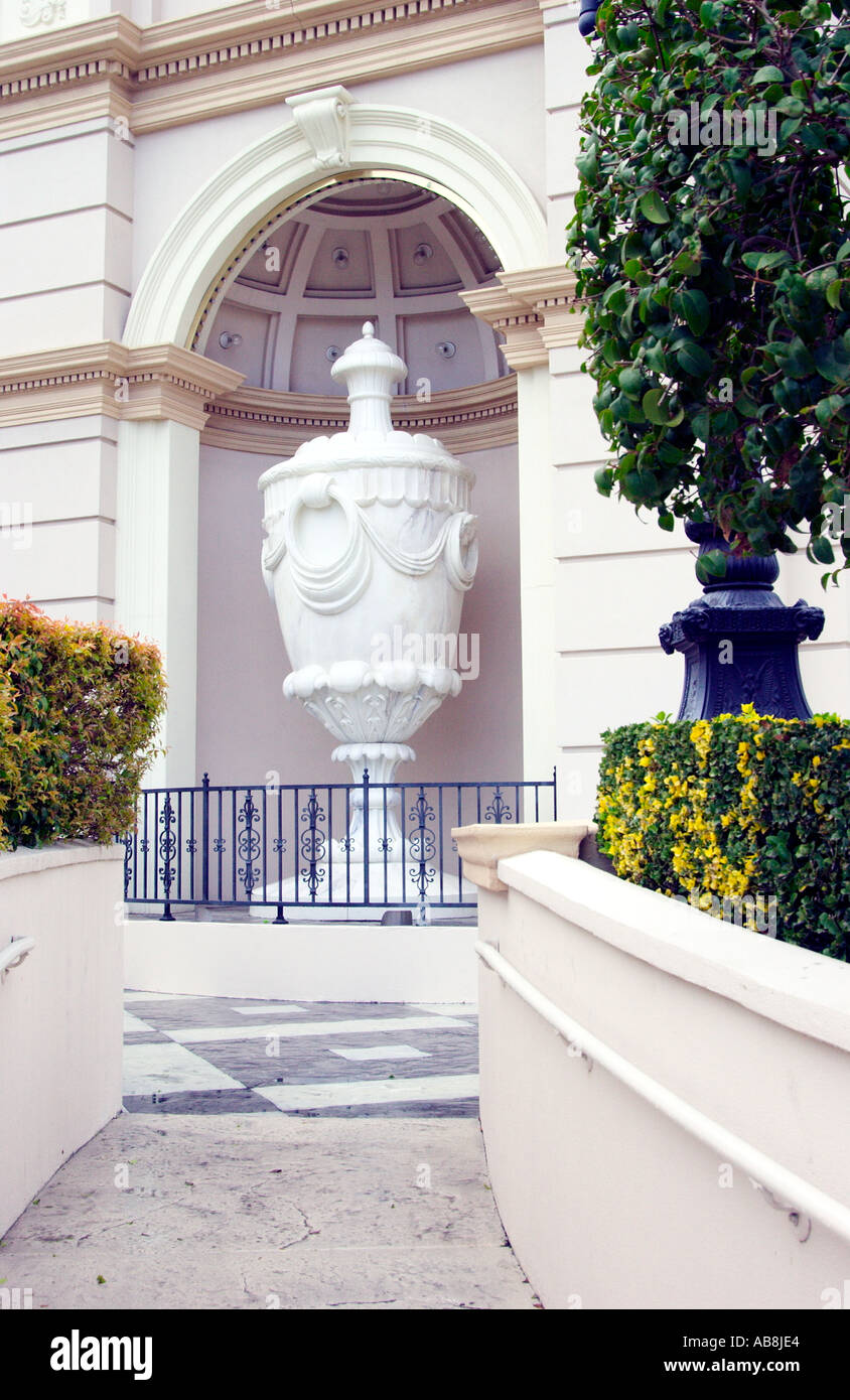 L'Hotel Monte Carlo e architettura del casinò di Las Vegas Nevada USA Foto Stock