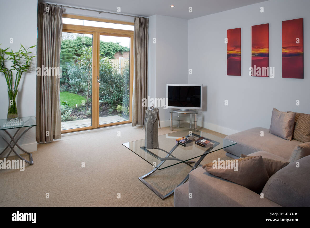 Southside, Radcliffe-on-Trent, Nottingham, 2005. porte francesi Architetto: Rayneri Davies Foto Stock