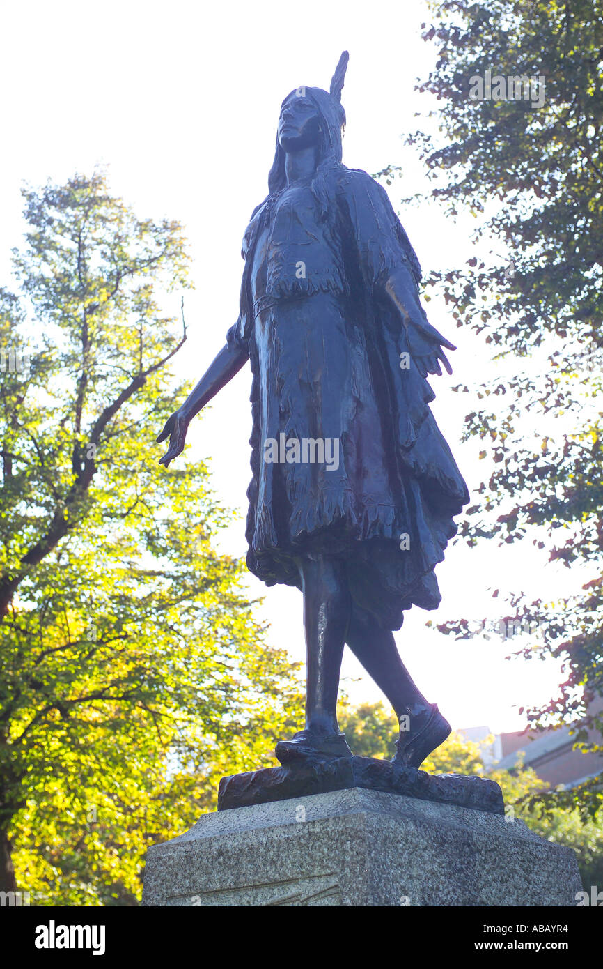 Kent, Gravesend, Pocahontas statua Foto Stock