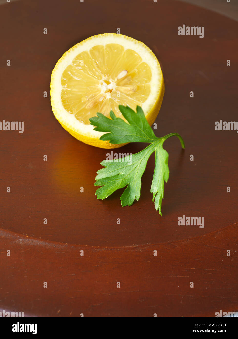 Il limone e prezzemolo a foglia piatta Medio Oriente Principio di sapore Foto Stock