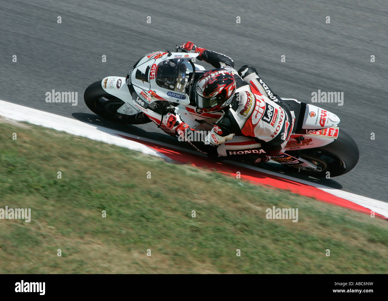 Carlos Checa di equitazione per la Honda del team LCR nel 2007 Catalogna Moto GP, Montmelo, Barcellona, Spagna Foto Stock
