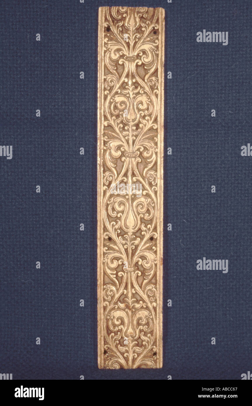 Kamba pot. Un libro di avorio coperchio. Foto Stock