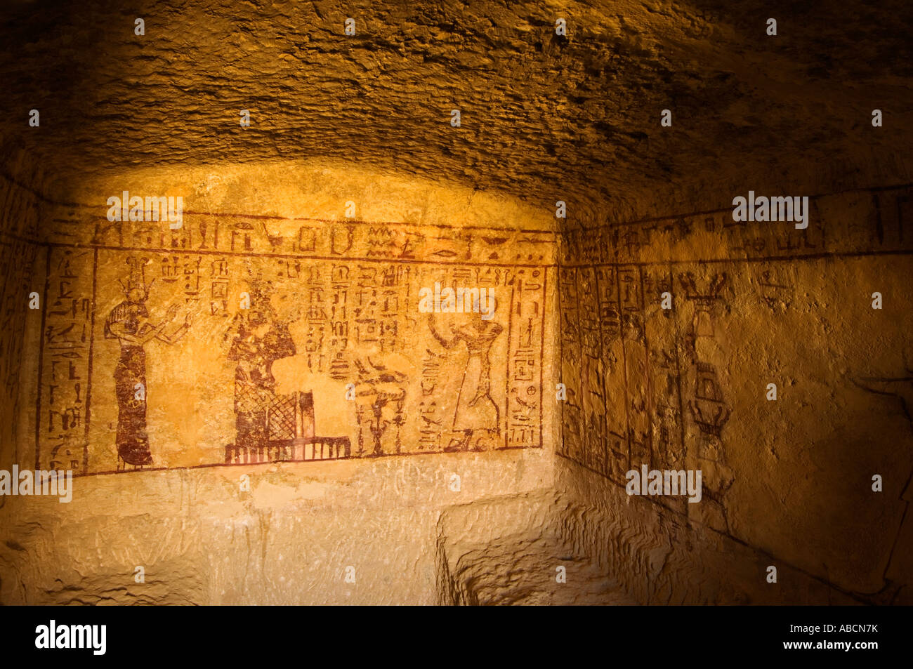 Pittura antica in una tomba, montagna di morti, oasi di Siwa, il grande mare di sabbia, Western Desert, Egitto Foto Stock