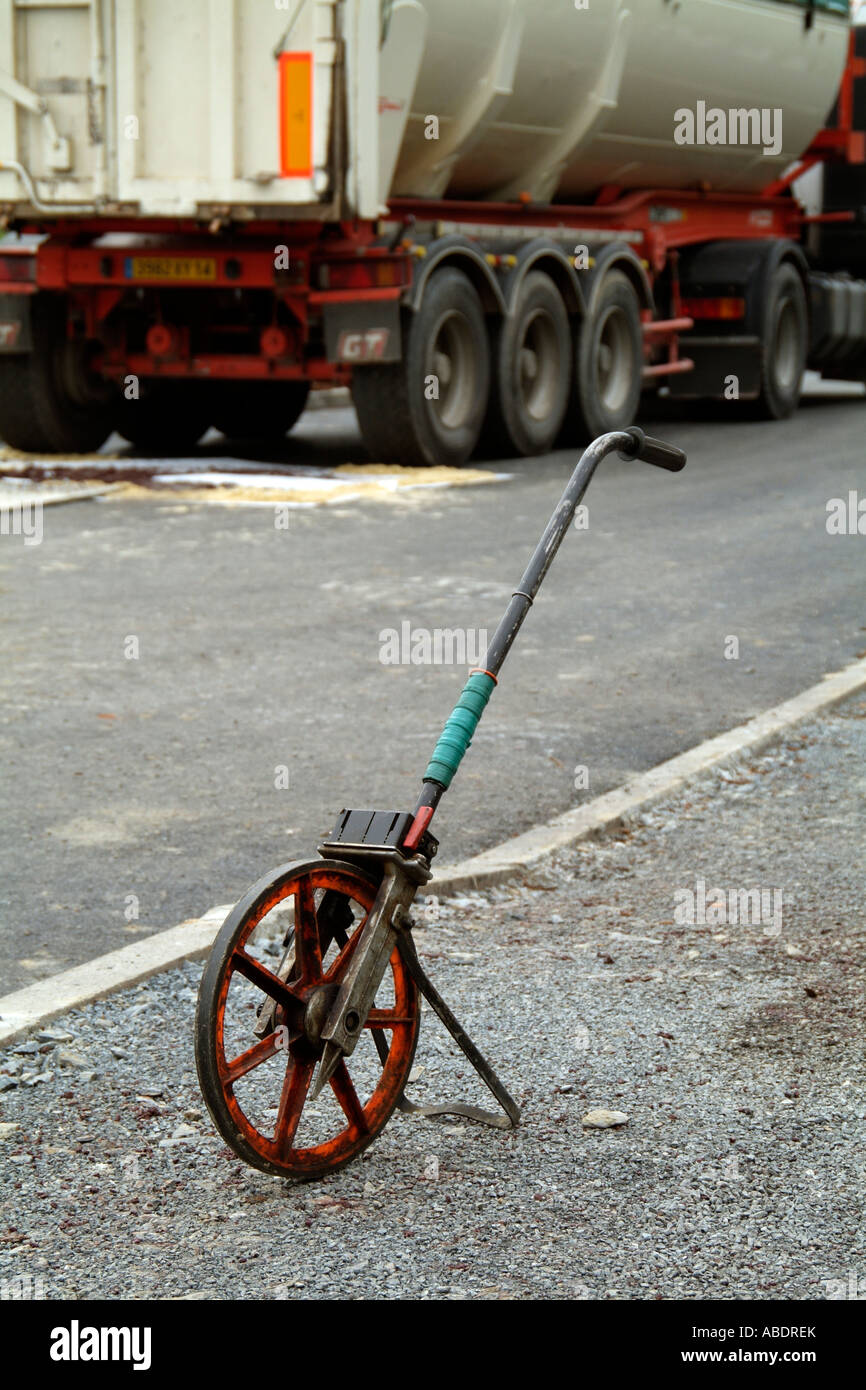 Circolazione su strada della ruota di misurazione Foto Stock