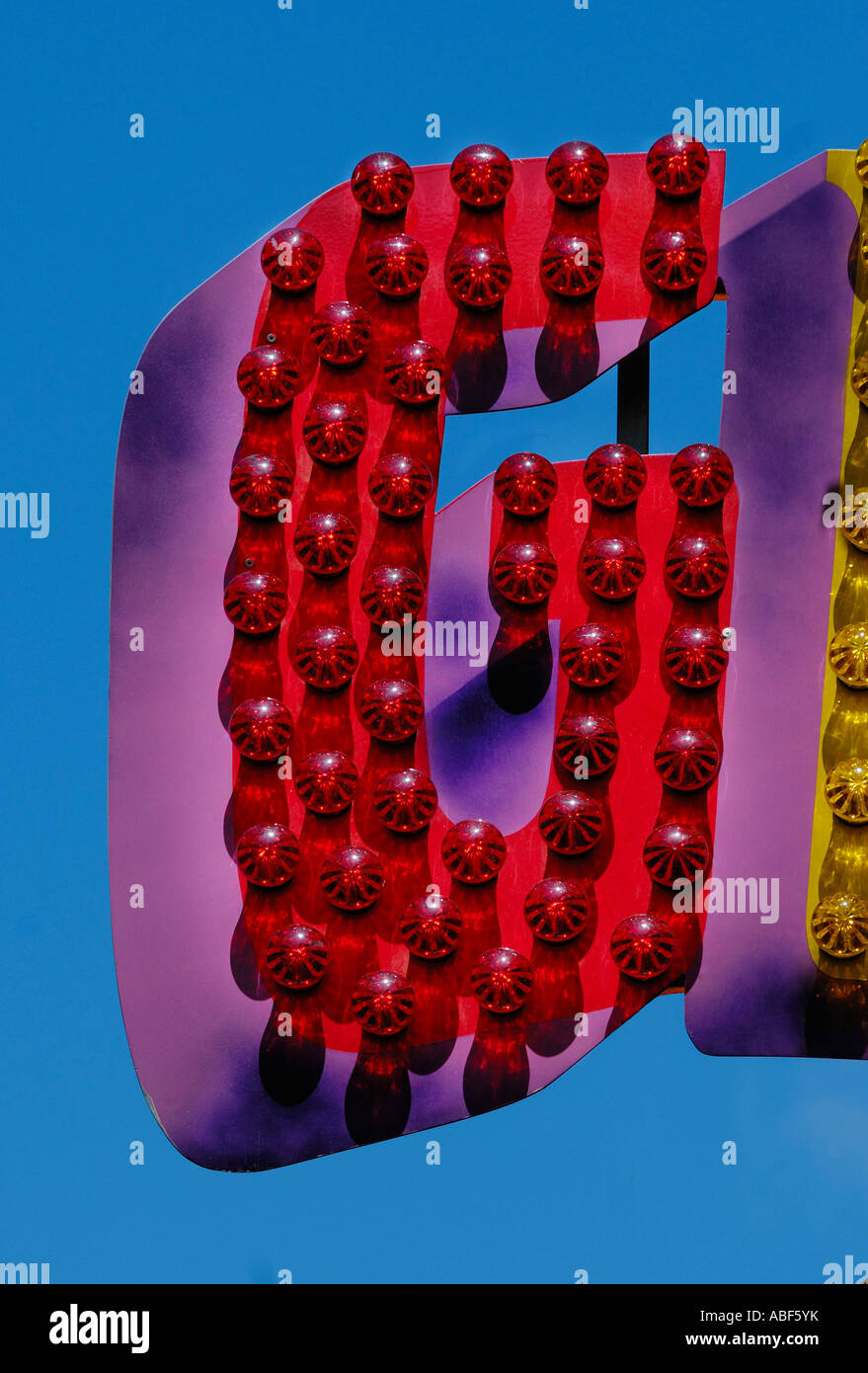 Lettera G NEON figura alfabeto Foto Stock