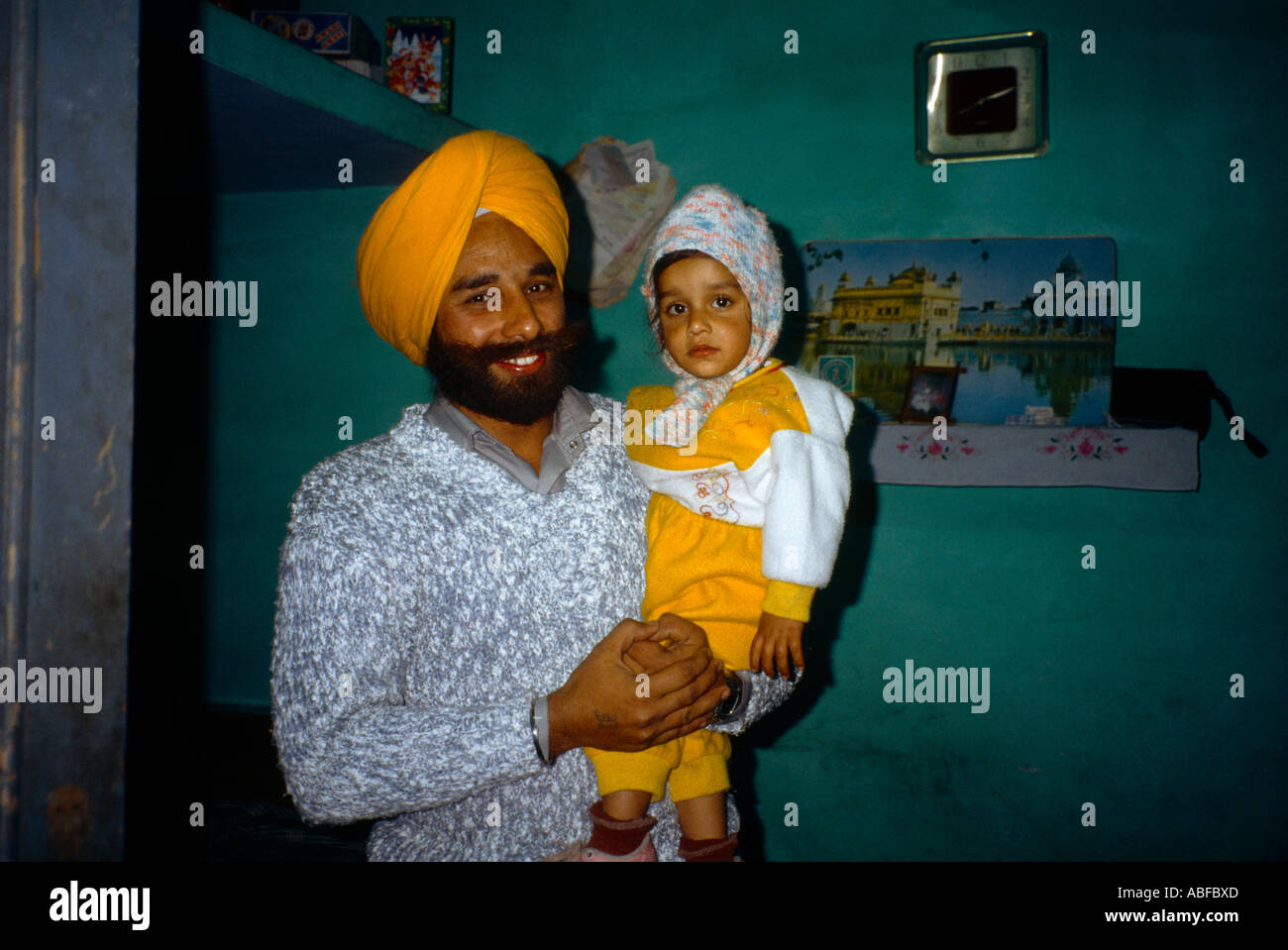 Famiglia Amritsar India Sikh (Padre e figlia) a casa Foto Stock