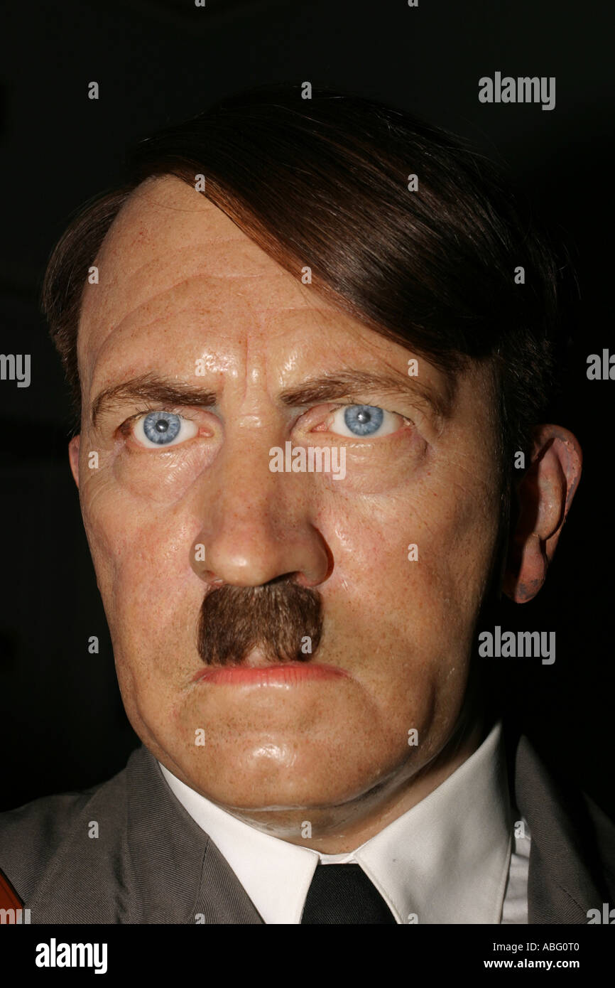 Adolf Hitler come una replica waxwork al Madame Tussauds, London Foto Stock