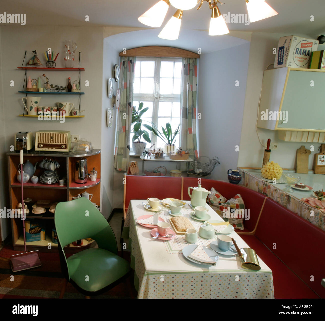 Cucina, Anni Cinquanta Museum di Buedingen, Hesse, Germania Foto Stock