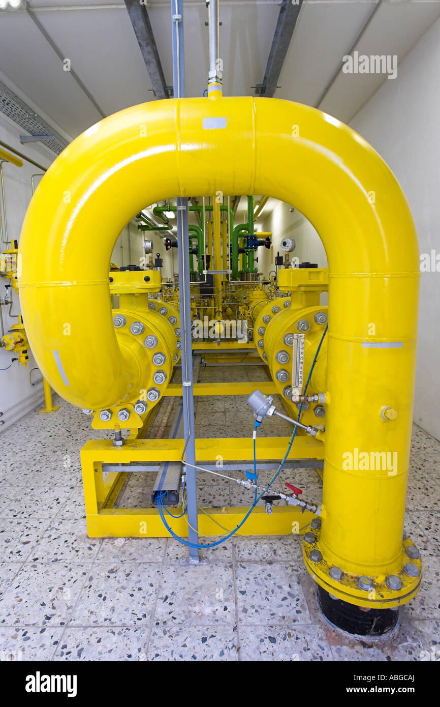 Conduttura di gas naturale in una stazione di distribuzione in Bensheim, Hesse, Germania Foto Stock