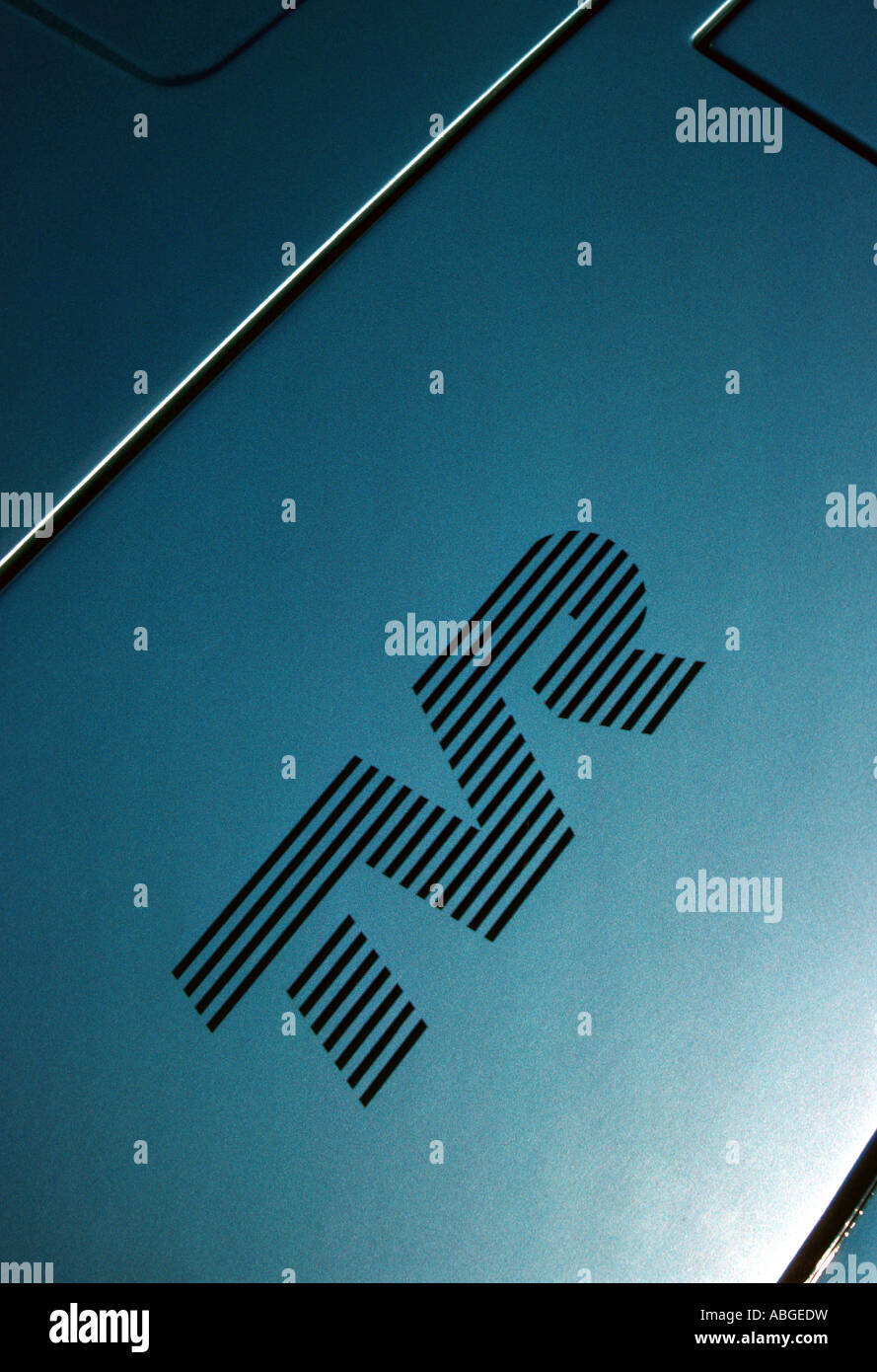 TVR auto badge. Inglese Il costruttore di auto 1947 per data Foto Stock