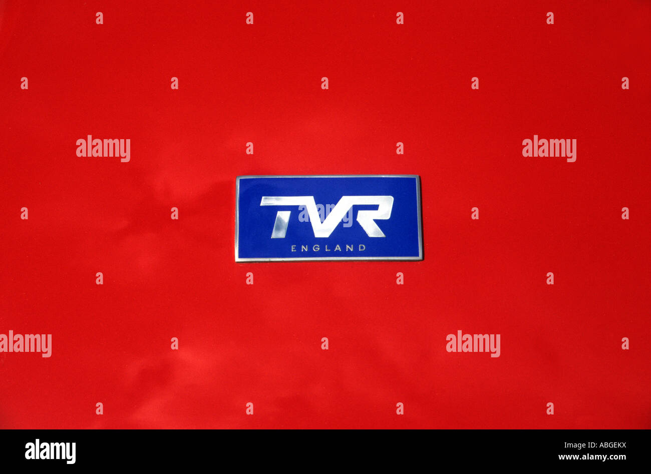 TVR auto badge. Inglese Il costruttore di auto 1947 per data Foto Stock