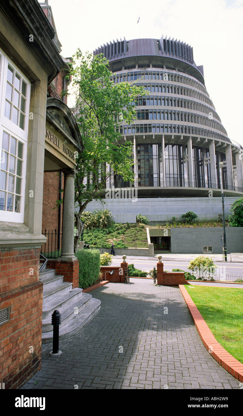 Il Palazzo del Parlamento Beehive Wellington Isola del nord della Nuova Zelanda Foto Stock