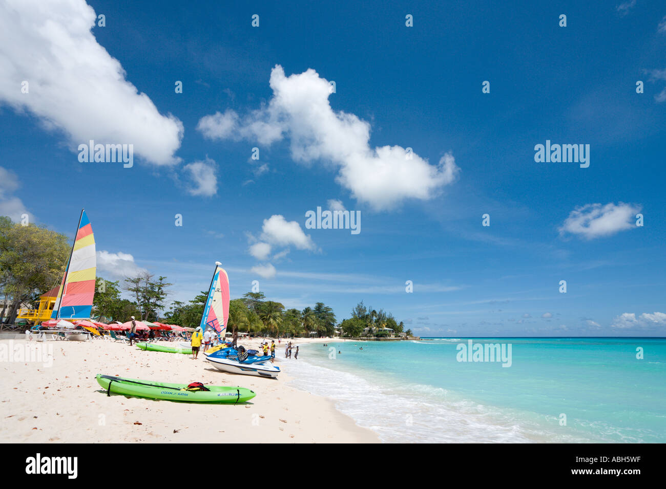 Dover Beach di St Lawrence Gap, costa sud di Barbados, Piccole Antille, West Indies, dei Caraibi Foto Stock