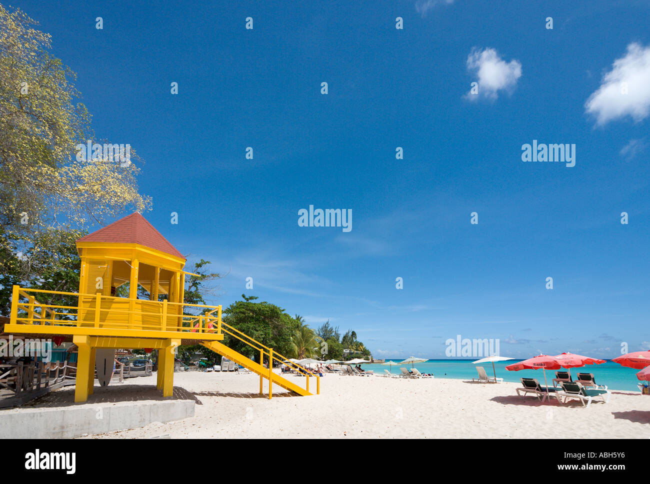 Dover Beach di St Lawrence Gap, costa sud di Barbados, Piccole Antille, West Indies, dei Caraibi Foto Stock