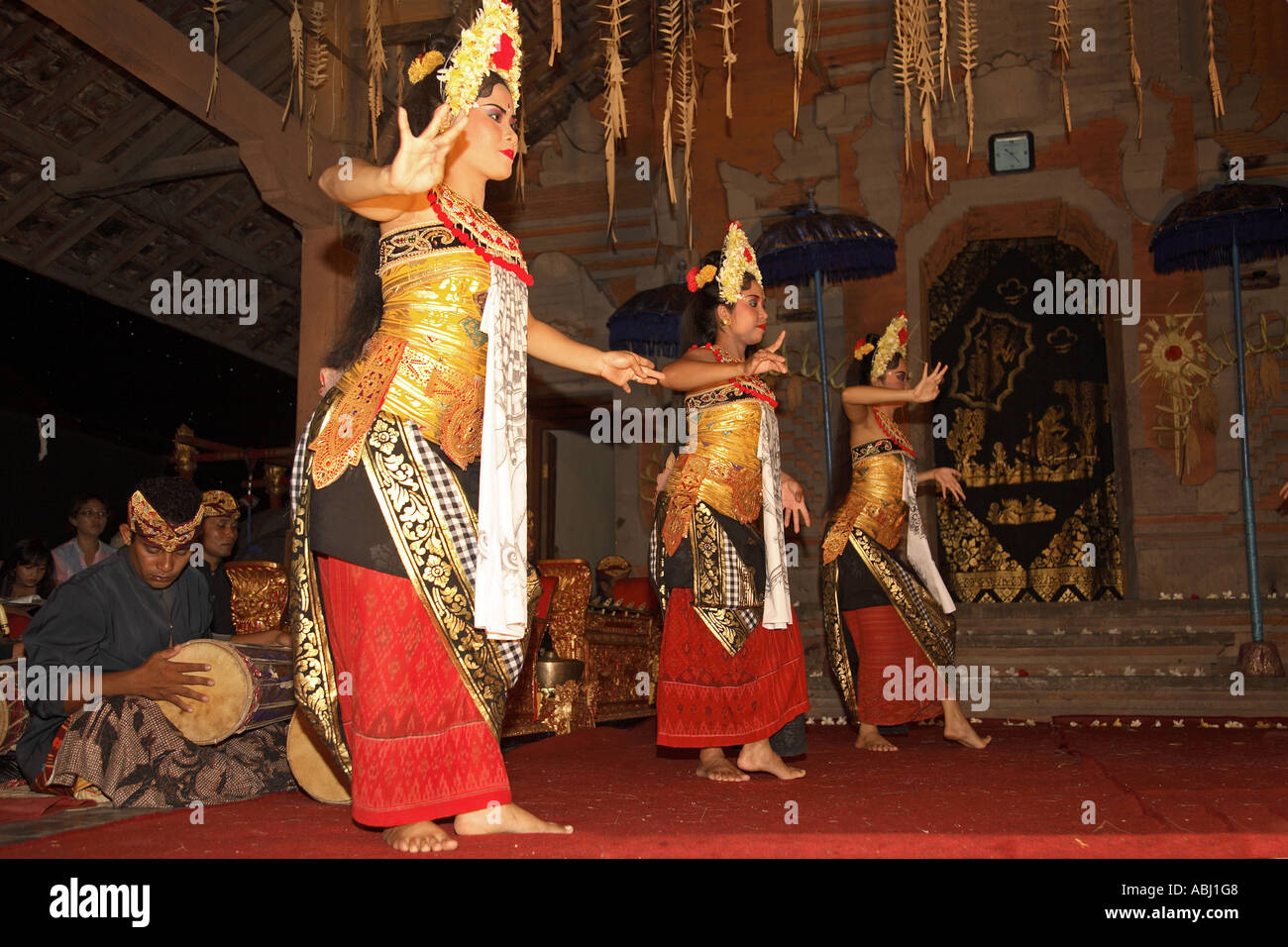 Lakhon Balinese ballerini, Ubud, Bali, Indonesia Foto Stock