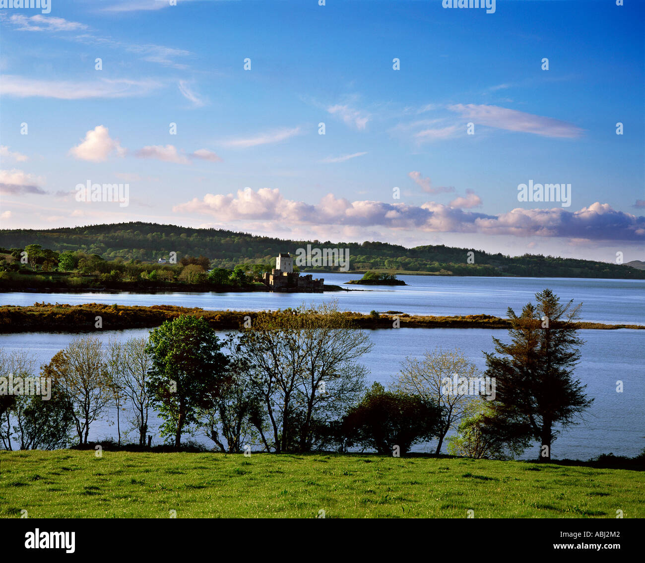 Doe Castle, Co. Donegal, pecore Haven, Castledoe, Crescione Lough Foto Stock