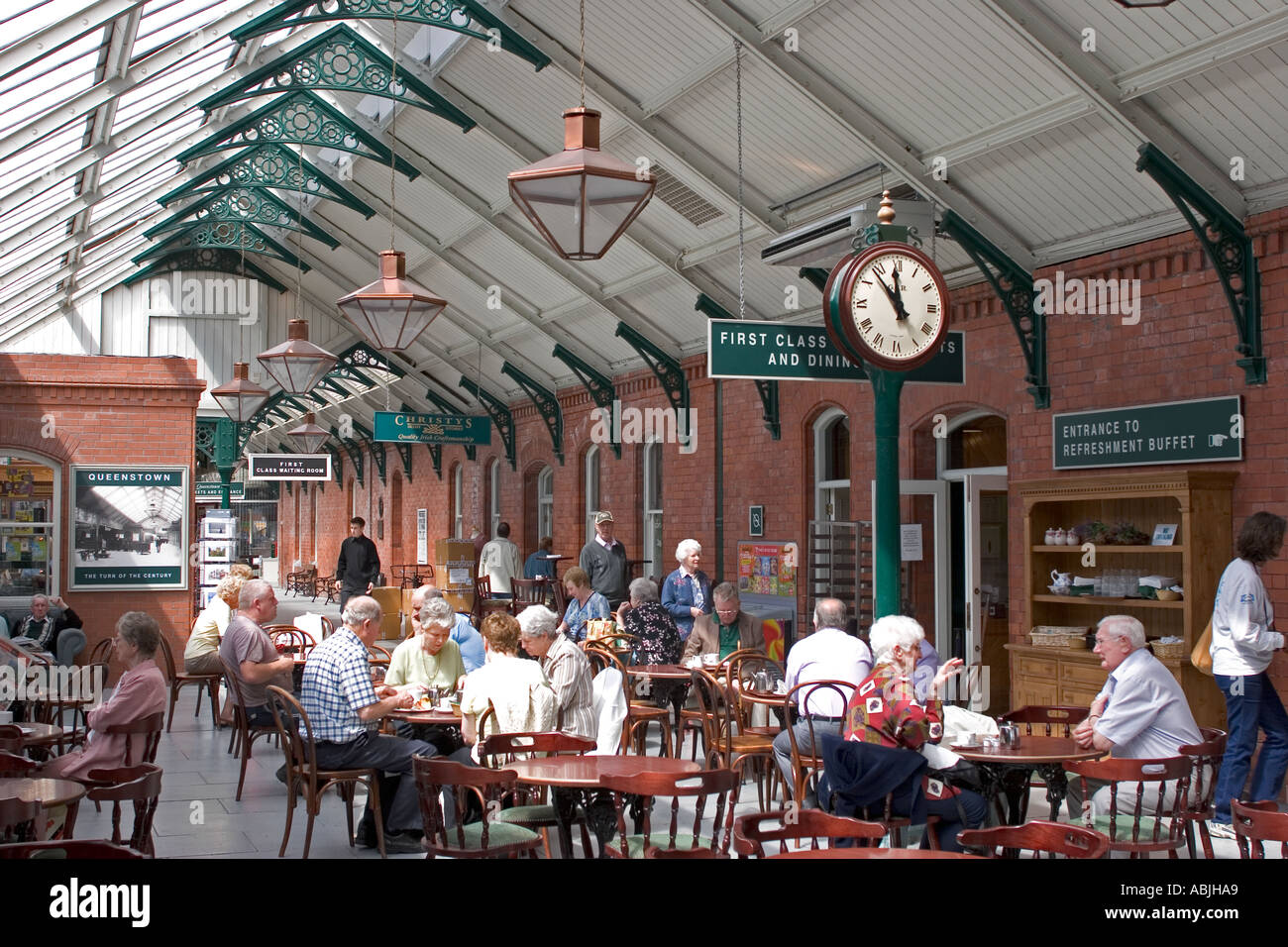 Vecchia Stazione Ferroviaria Heritage Centre Cafe Cobh Cork in Irlanda Foto Stock