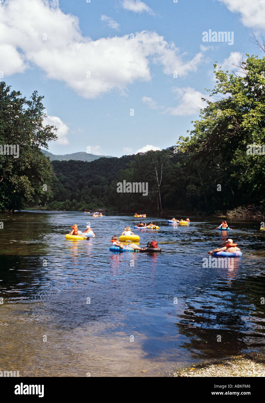 TUBING sul fiume Shenandoah. Bentonville Virginia STATI UNITI D'AMERICA Foto Stock