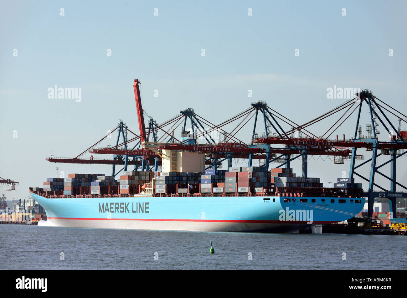 Estelle Maersk uno del mondo s più grandi navi portacontainer di Göteborg s terminale per container Foto Stock