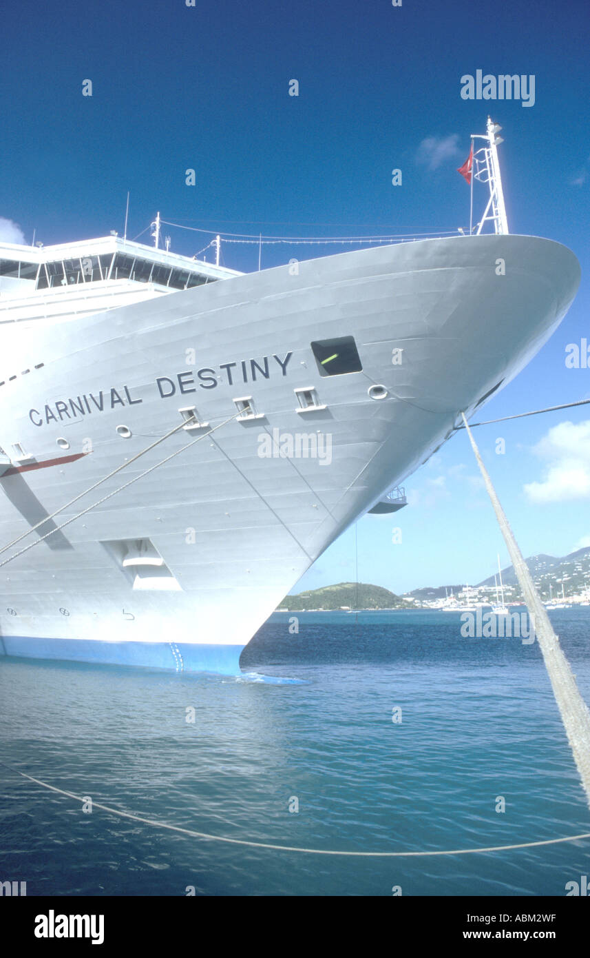 Lussuosa nave da crociera Carnival Destiny in porto. Foto Stock