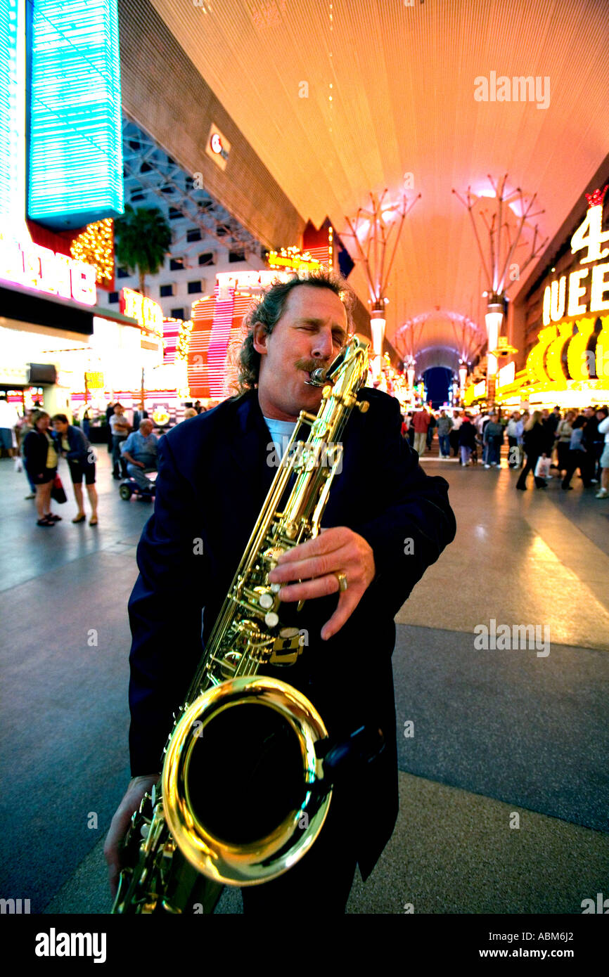 Carl Ferris intrattiene in Fremont Street, Las Vegas Foto Stock