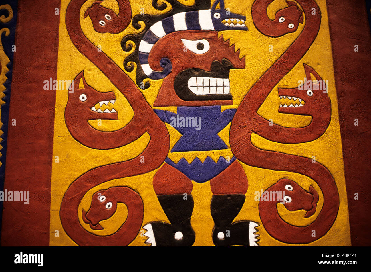 Lima, Perù. (Moche Mochica) divinità; Museo Nazionale. Foto Stock
