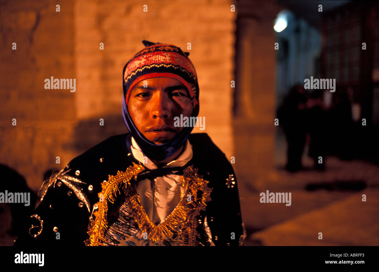Ritratto di un attore in una compagnia di ballo Arequipa giorno 15 agosto Chivay Colca Valley Perù Sud America Foto Stock