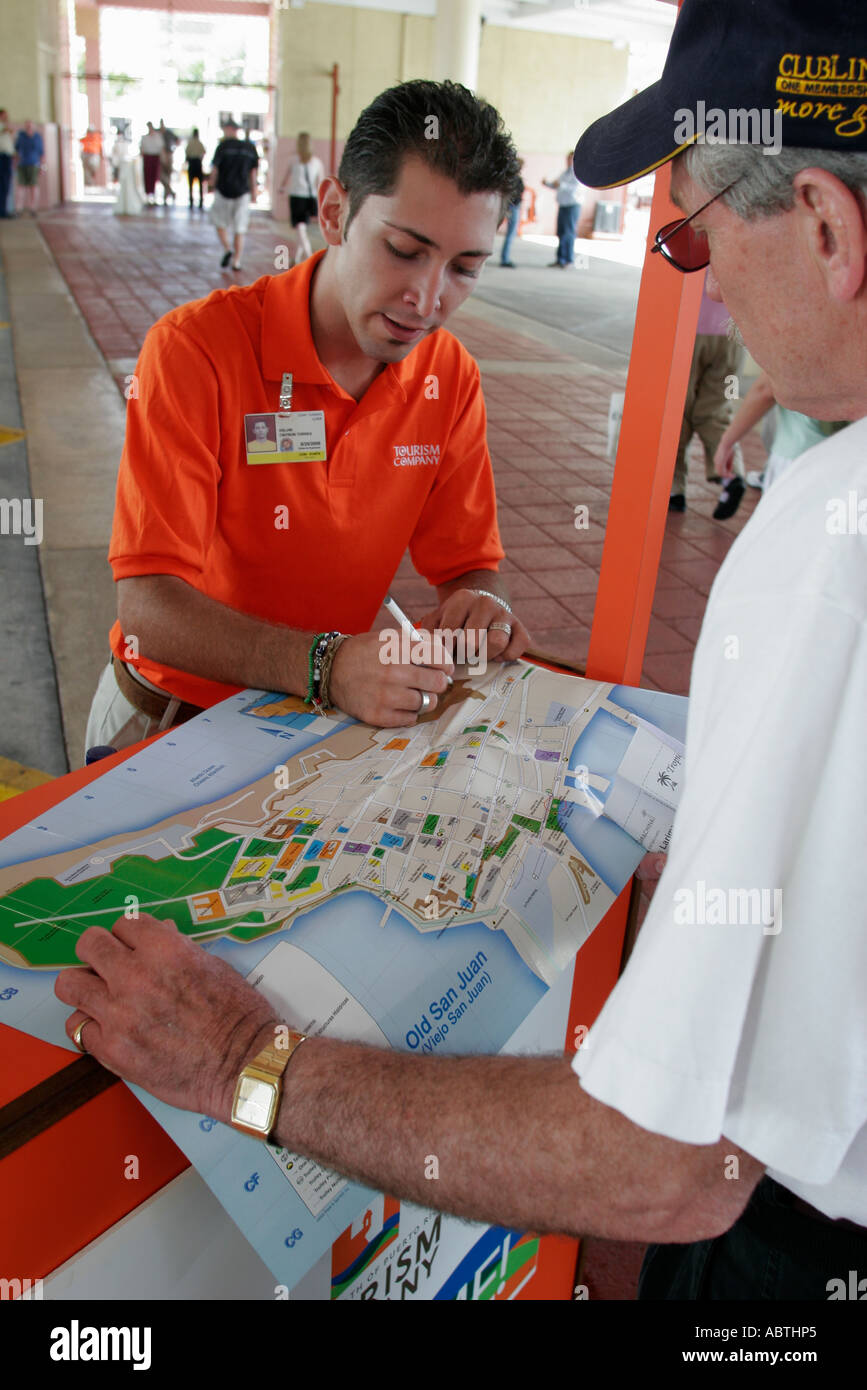 Porto Rico, Rican, Isola dei Caraibi, Antille maggiori un Juan, capitale della città, nave da crociera Porto, spagnolo ispanico, uomo maschio, guida turistica, mappa, consigli, Puert Foto Stock