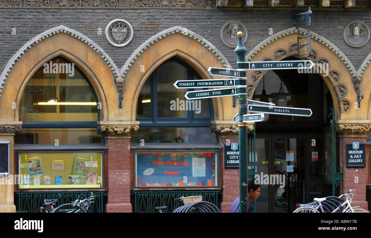 Cartello turistico nel centro di Hereford Foto Stock