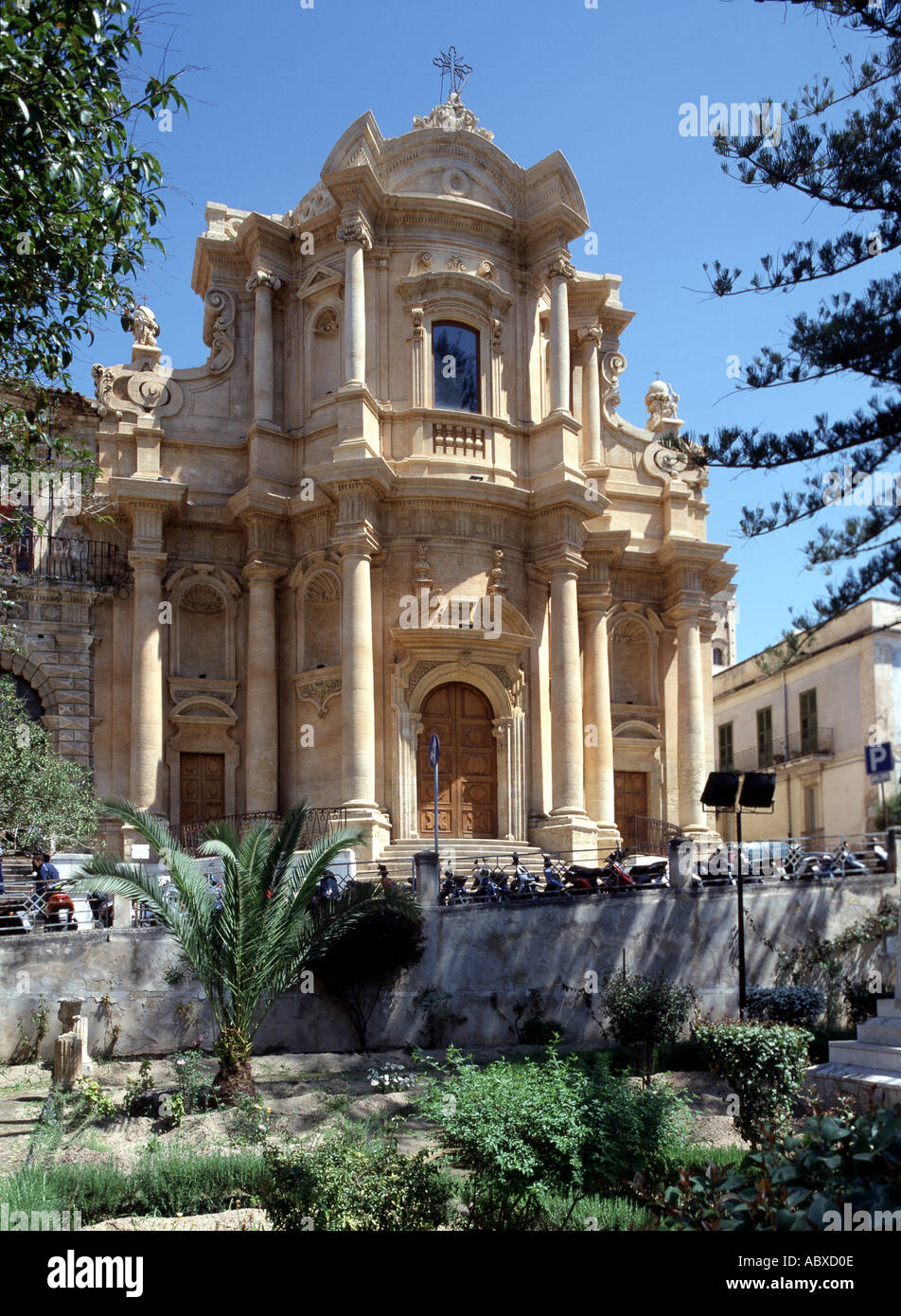 Noto, San Domenico, Süd-Westansicht Foto Stock