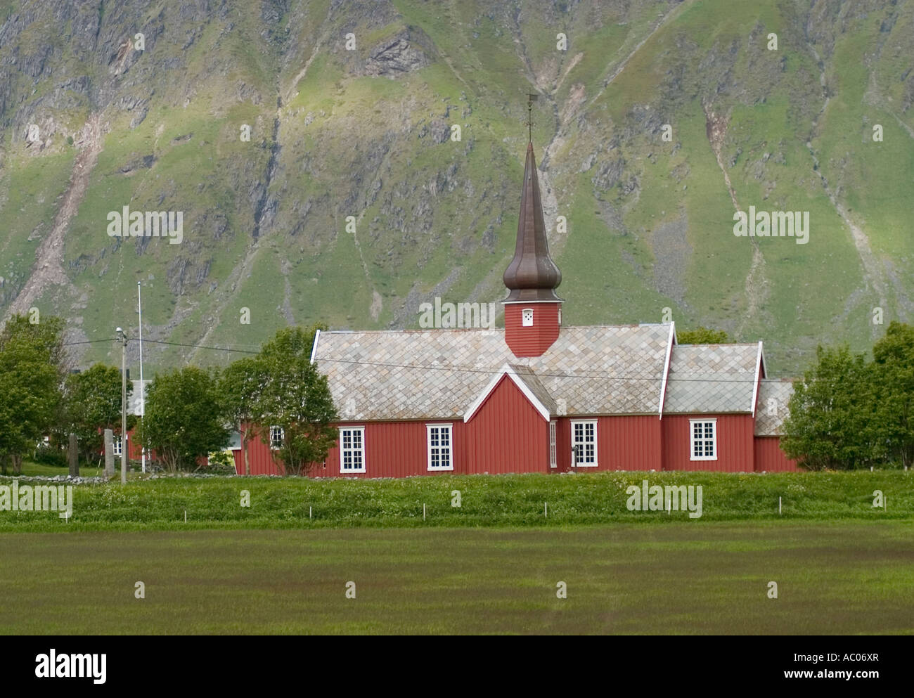 La Norvegia. Nordland. Isole Lofoten. Chiesa di Flakstad Foto Stock